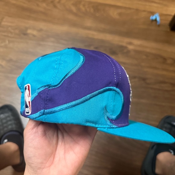 Rare Charlotte Hornets Starter NBA Fireball/Splash SnapBack Hat - Picture 3 of 9